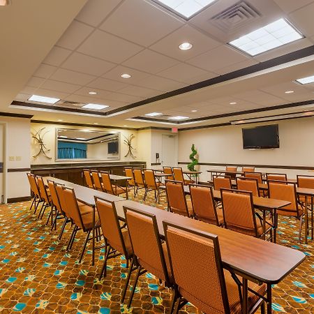 Holiday Inn Express And Suites Alpine By Ihg Zewnętrze zdjęcie