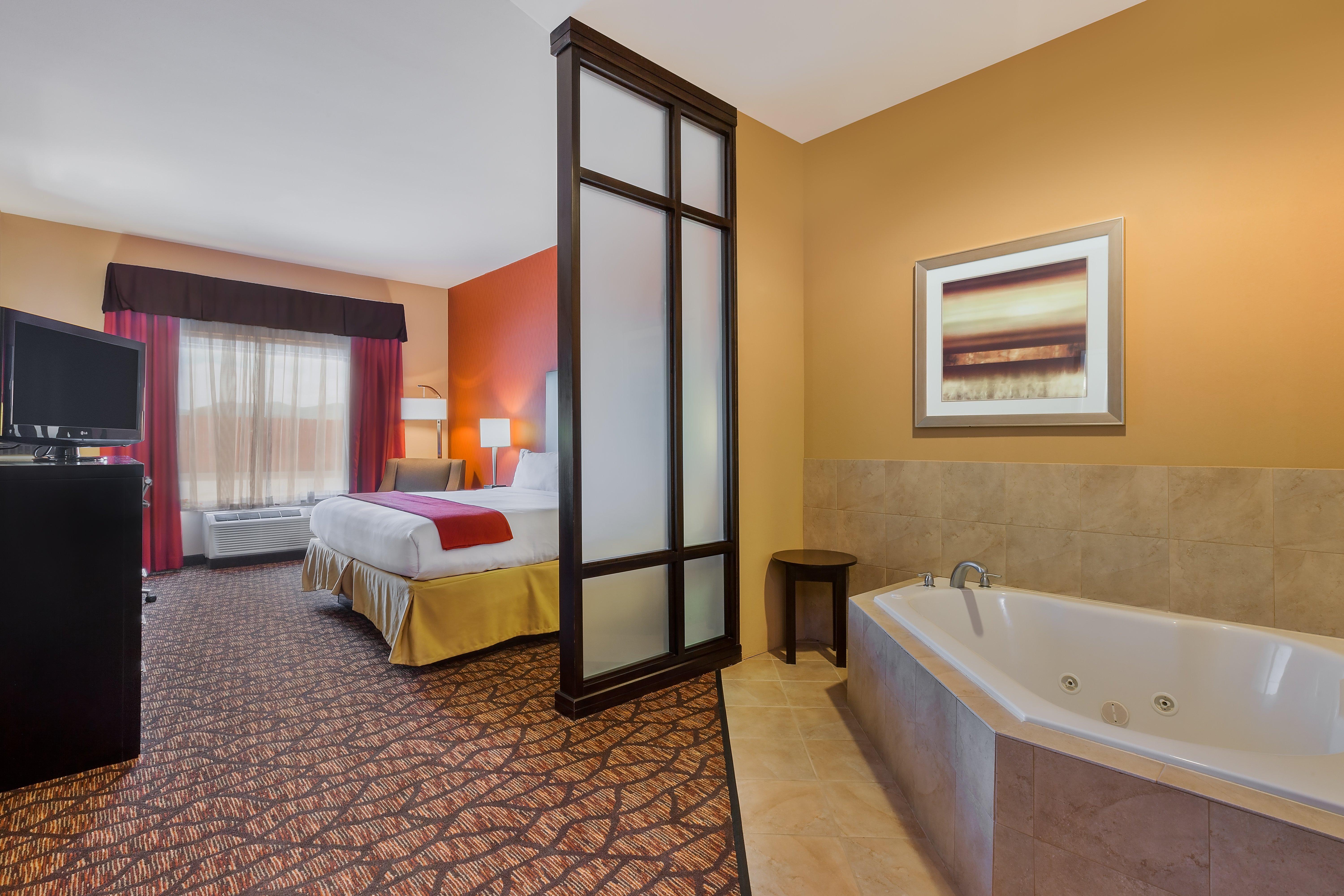 Holiday Inn Express And Suites Alpine By Ihg Zewnętrze zdjęcie
