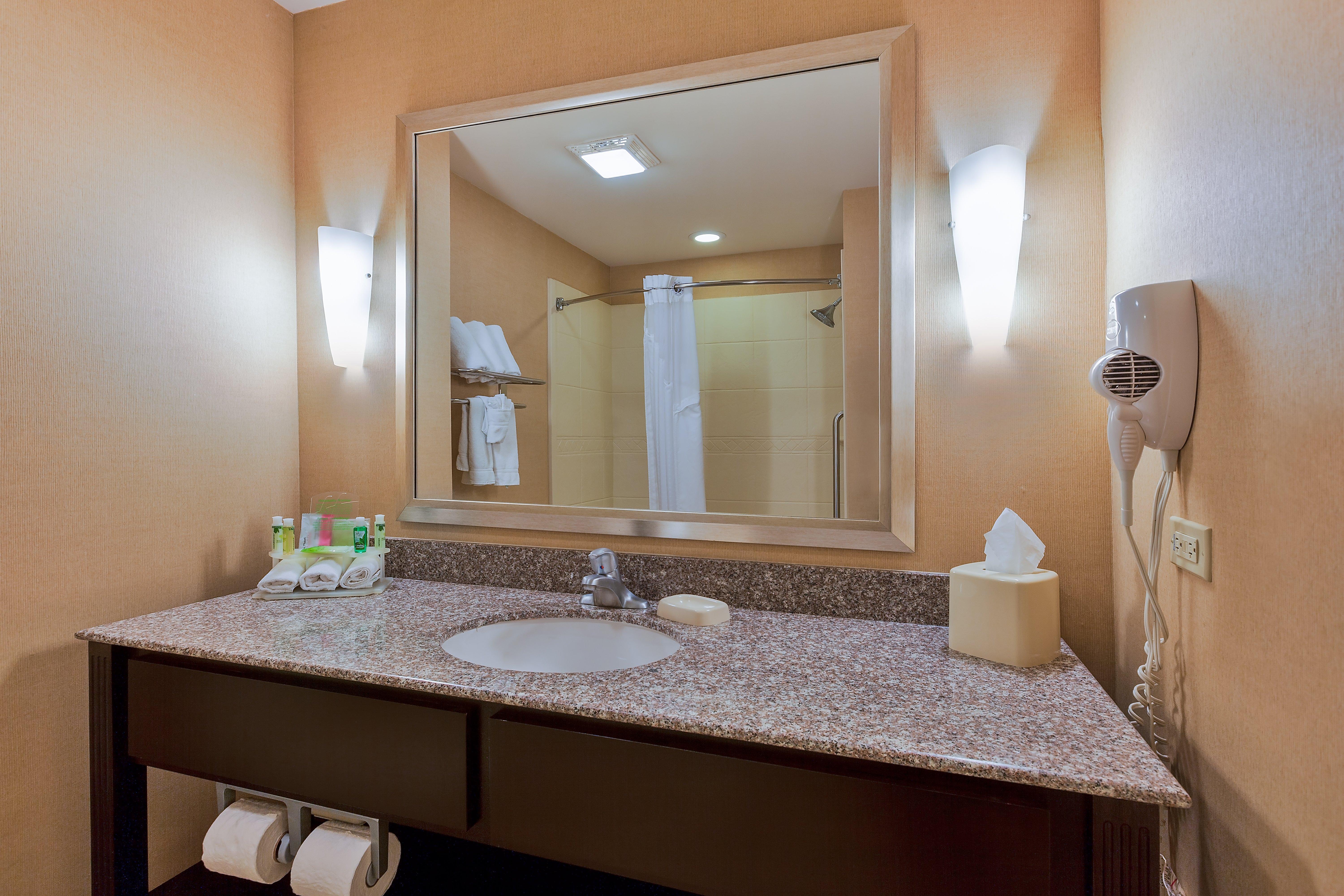 Holiday Inn Express And Suites Alpine By Ihg Zewnętrze zdjęcie
