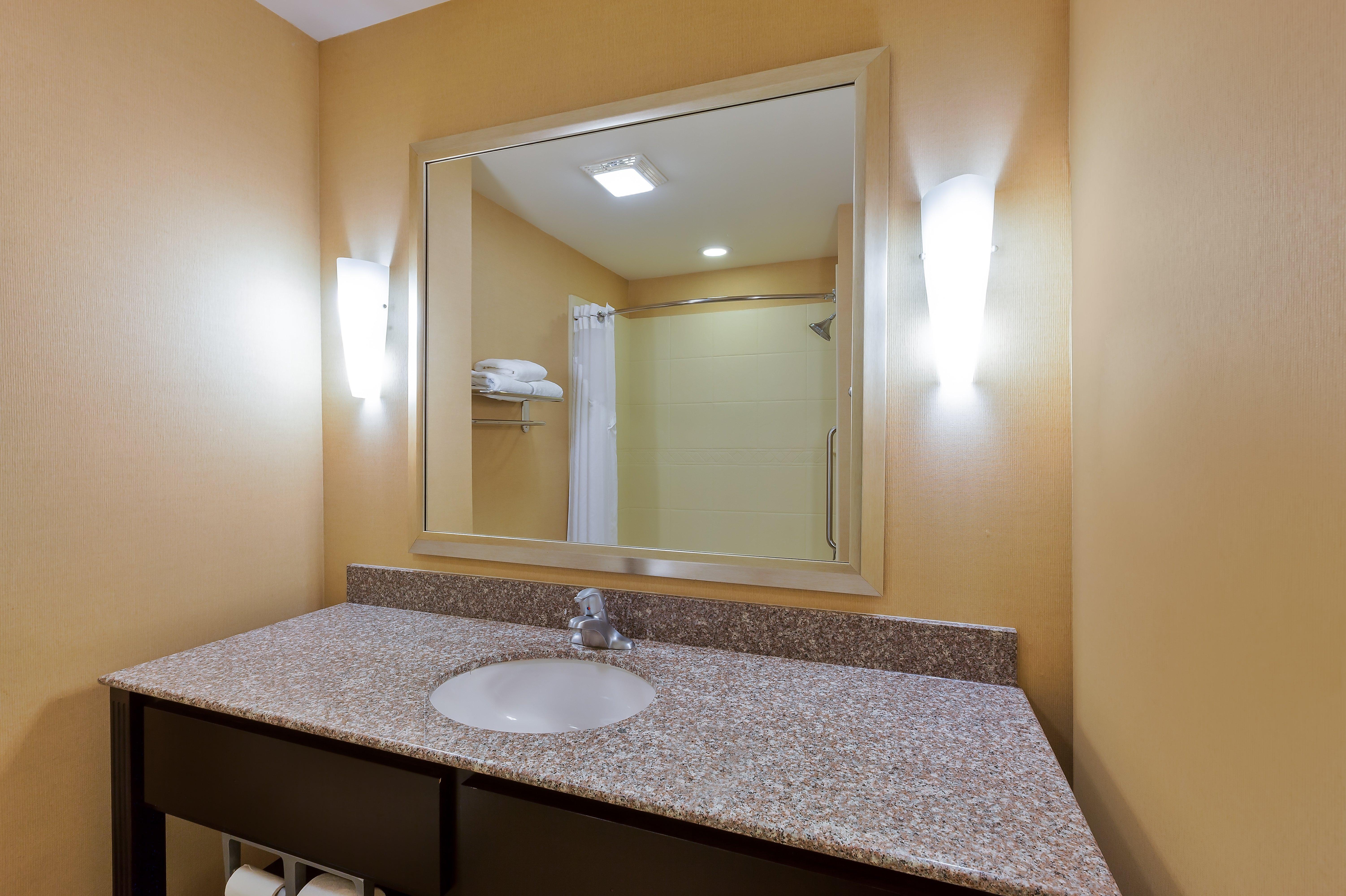 Holiday Inn Express And Suites Alpine By Ihg Zewnętrze zdjęcie